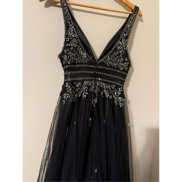 GB Size 3 Beaded Bodice Formal Gown Black Tulle Bottom Evening Special Occasion - Picture 13 of 16